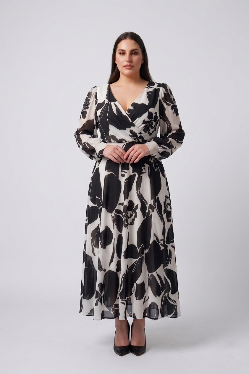 Noir Floral Grace