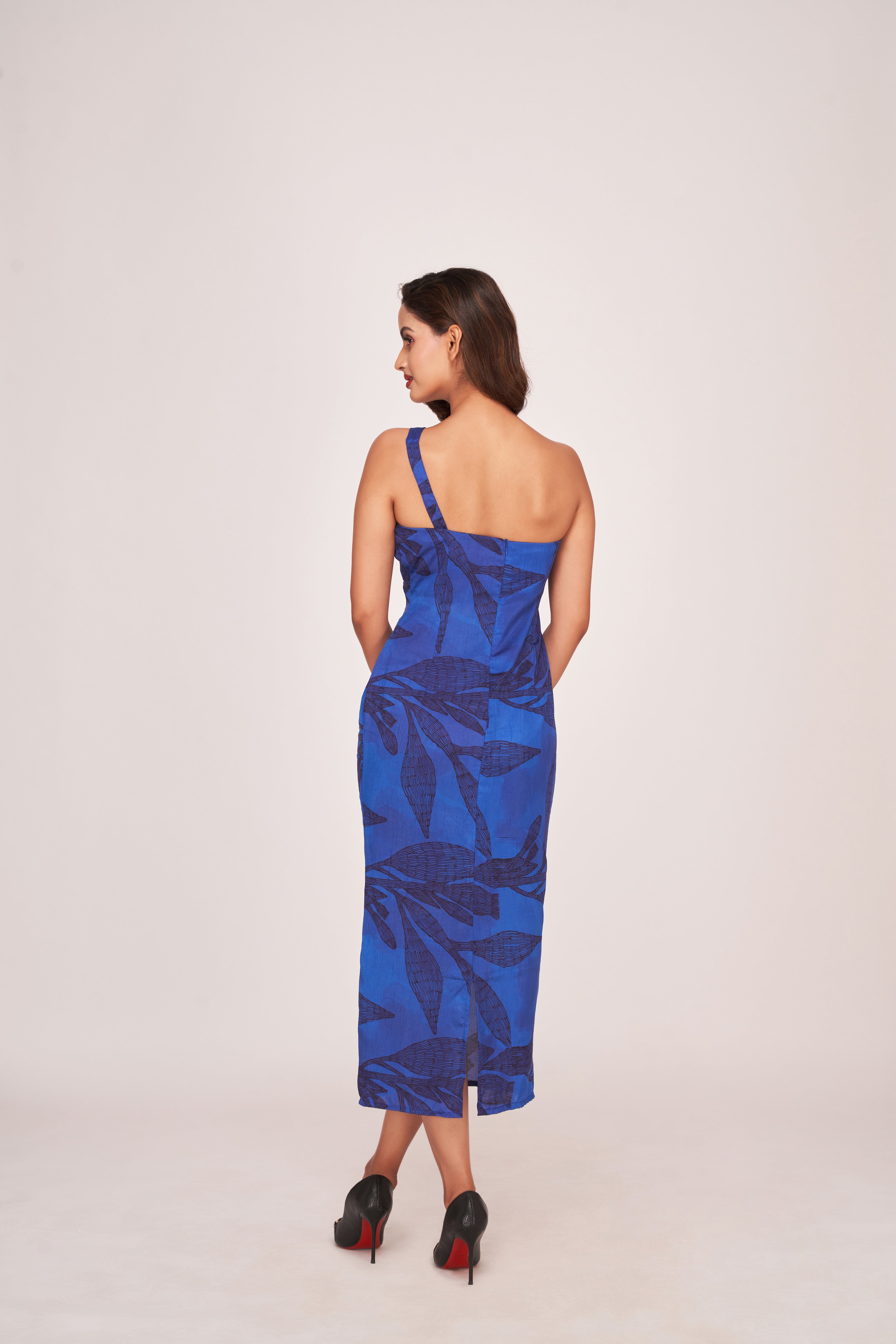 Timeless Allure Midi Dress