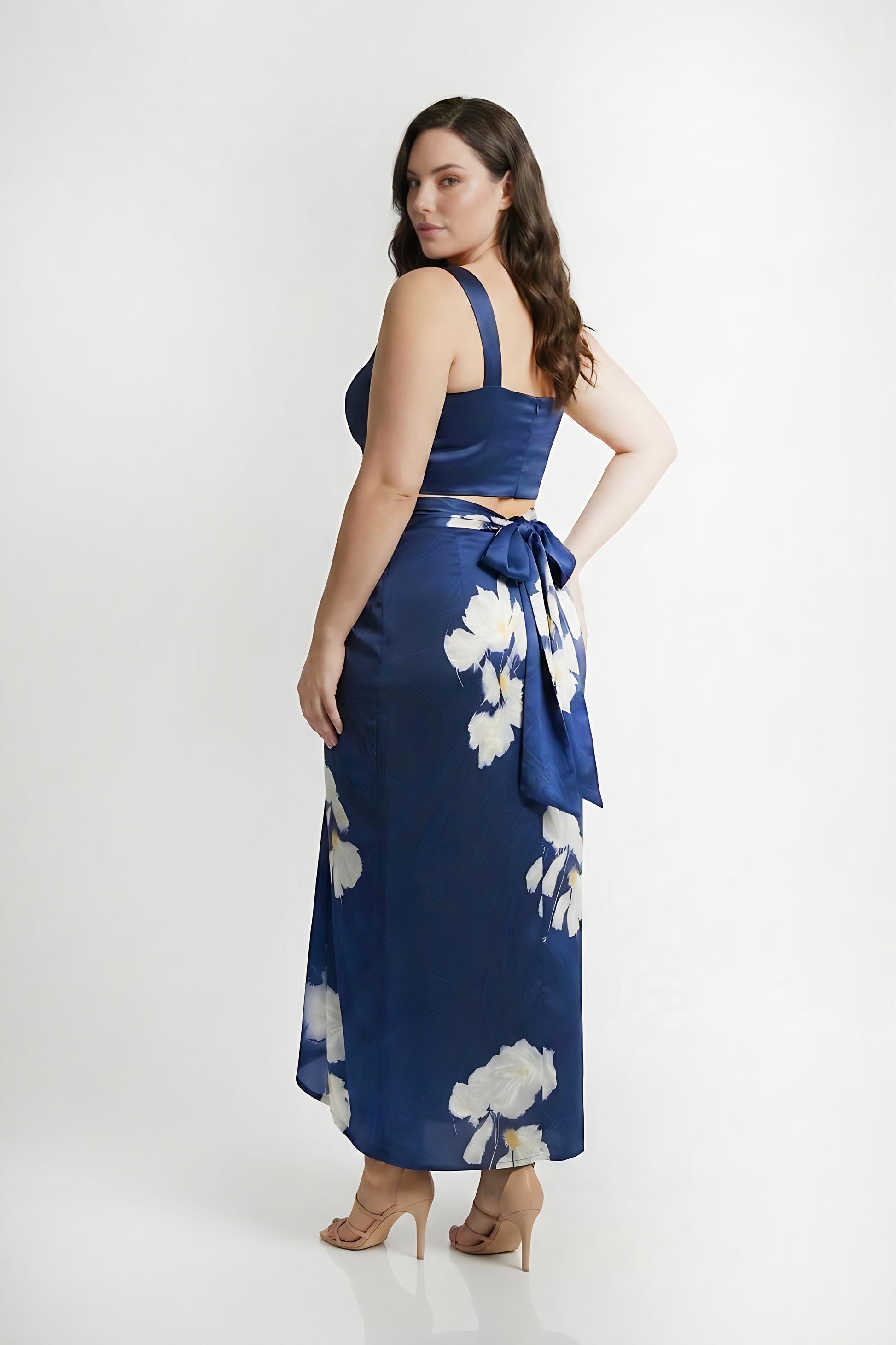 Extended size floral co-ord set, perfect for parties, celebrations, and evening occasions
