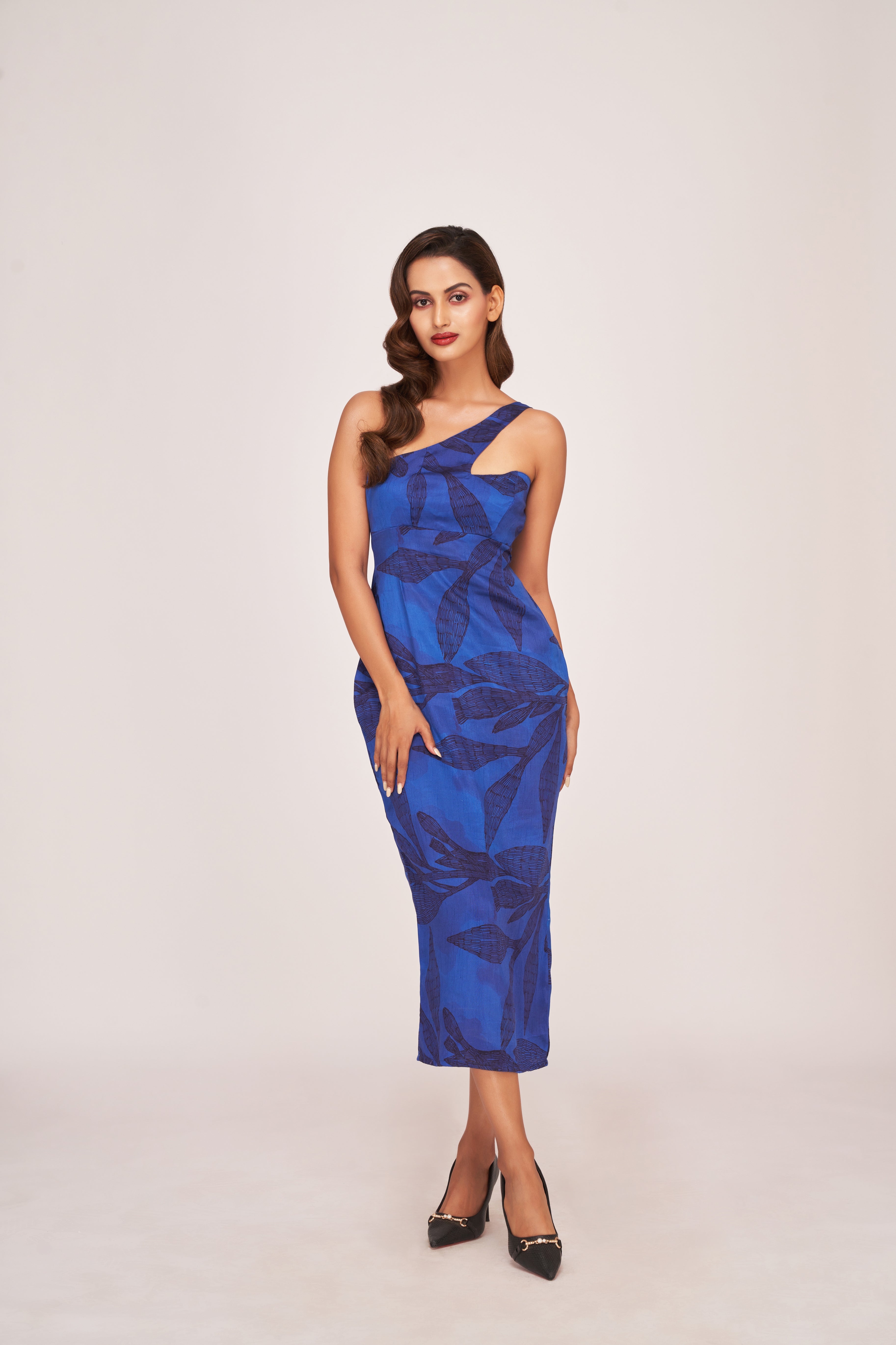 Timeless Allure Midi Dress