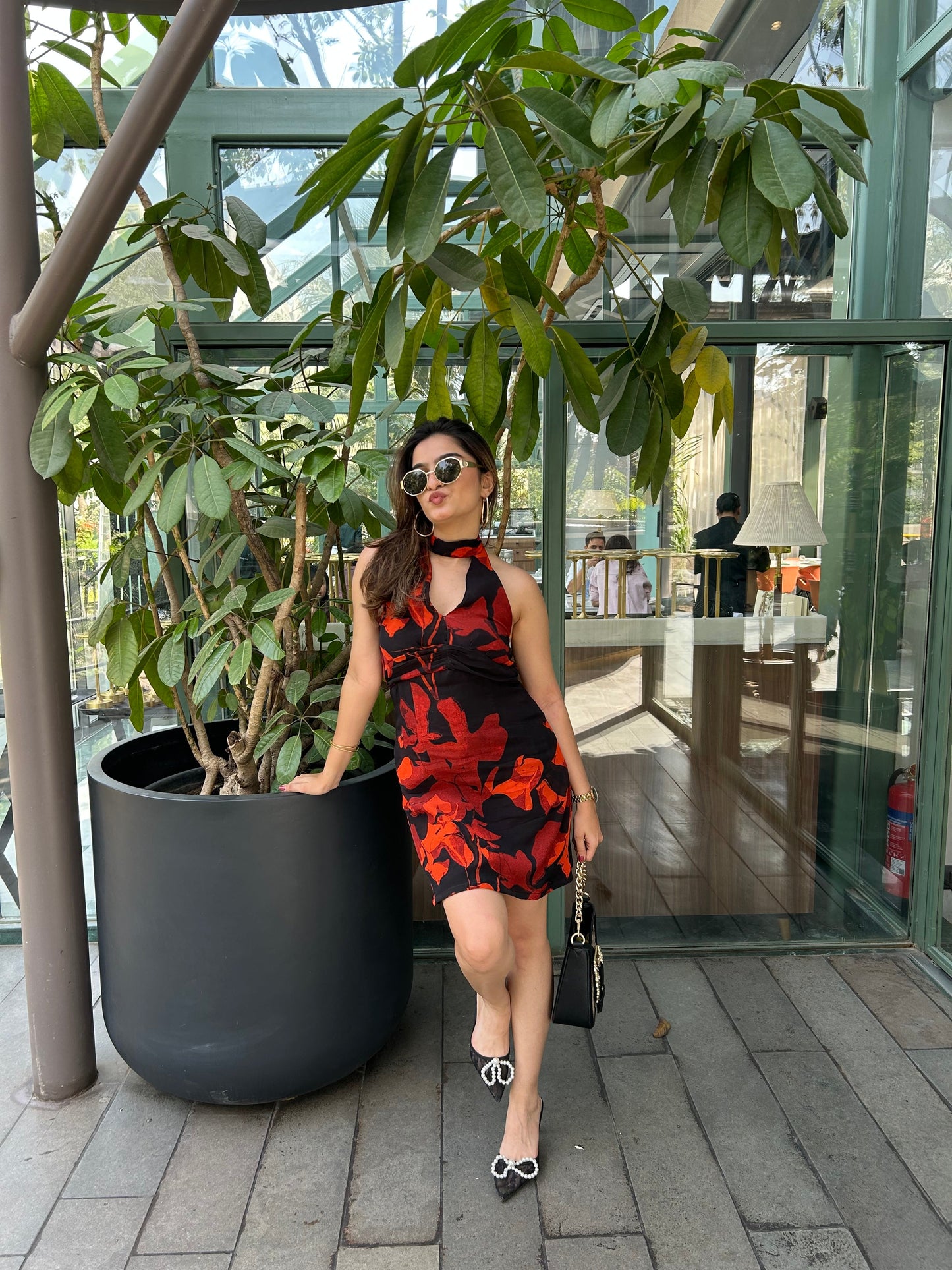 Floral Finesse Allure