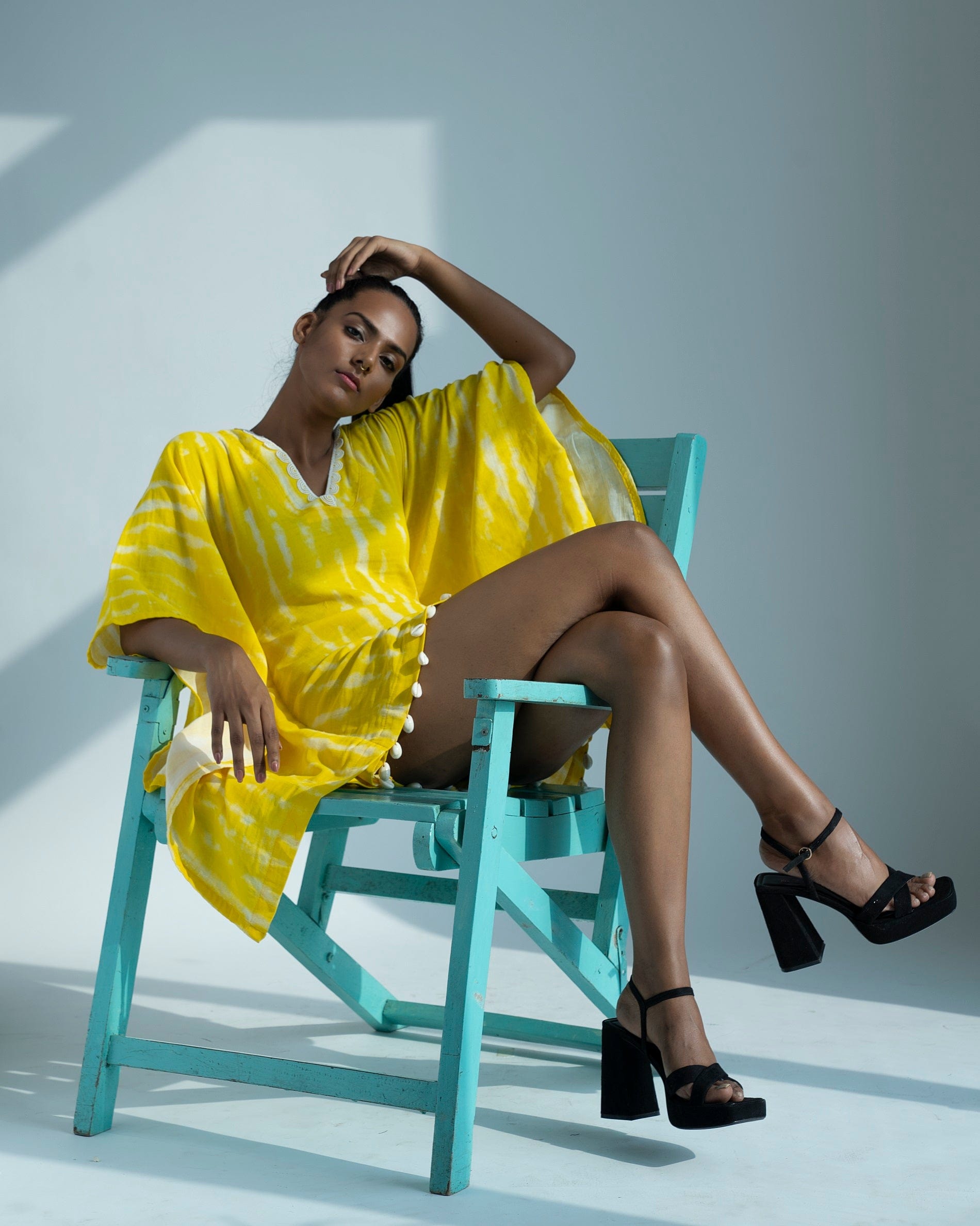 V-neck yellow tie-dye kaftan dress in cotton, perfect for casual summer outings and relaxed daytime events